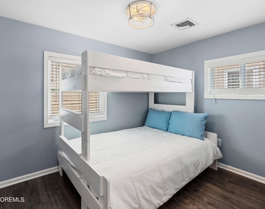 309 Hiering Avenue - Photo Thumbnail 15