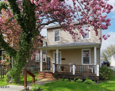 612 Sylvania Avenue - Photo Thumbnail 1