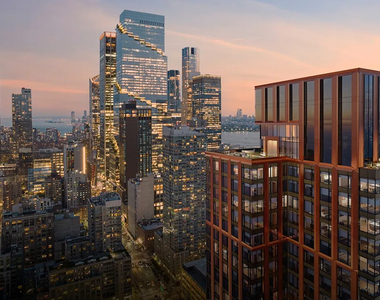 10th Avenue - Photo Thumbnail 4