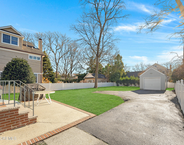714 Philadelphia Boulevard - Photo Thumbnail 2