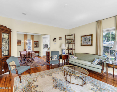 600 St Clair Avenue - Photo Thumbnail 6
