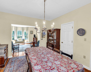600 St Clair Avenue - Photo Thumbnail 8