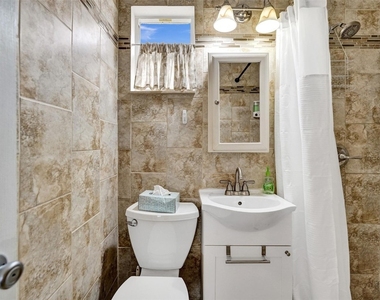 329 Connecticut Street - Photo Thumbnail 11