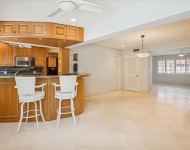 5400 N Ocean Boulevard - Photo Thumbnail 4