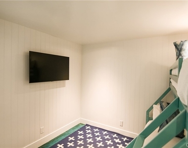 2814 Studio Drive - Photo Thumbnail 23