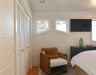 2814 Studio Drive - Photo Thumbnail 19