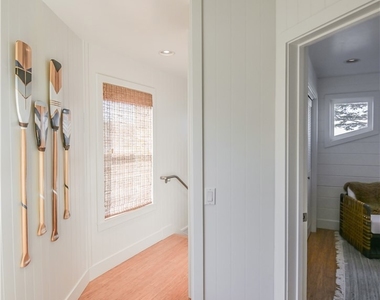 2814 Studio Drive - Photo Thumbnail 3