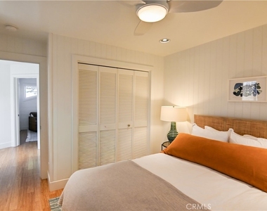 2814 Studio Drive - Photo Thumbnail 2