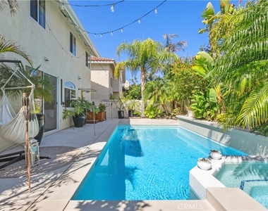 13668 Kingsbridge - Photo Thumbnail 27