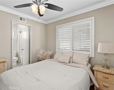 13668 Kingsbridge - Photo Thumbnail 15