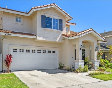 13668 Kingsbridge - Photo Thumbnail 2