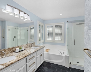 13668 Kingsbridge - Photo Thumbnail 21
