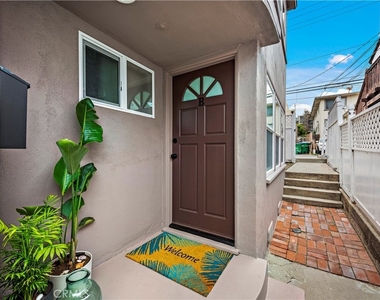 432 N Coast - Photo Thumbnail 1
