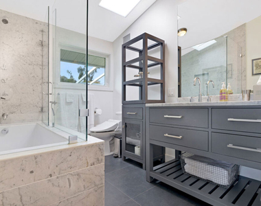 6750 Fernhill Drive - Photo Thumbnail 9