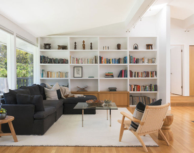 6750 Fernhill Drive - Photo Thumbnail 4