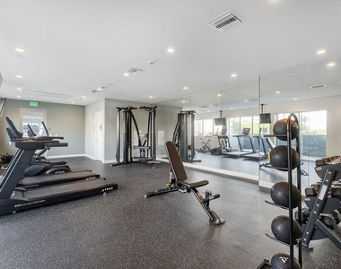 2600 S Sepulveda Boulevard - Photo Thumbnail 4