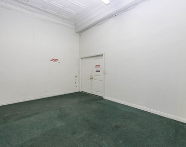 4015 W Olympic Boulevard - Photo Thumbnail 9