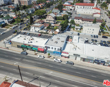 4015 W Olympic Boulevard - Photo Thumbnail 2