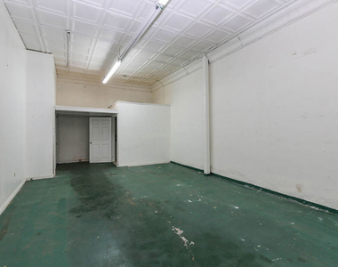 4015 W Olympic Boulevard - Photo Thumbnail 10