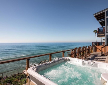 1680 N Neptune Ave - Photo Thumbnail 17