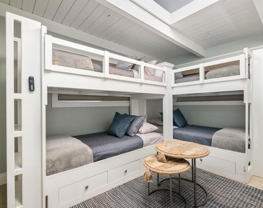 1680 N Neptune Ave - Photo Thumbnail 30