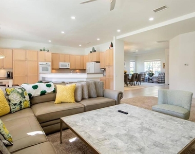 40741 Avenida Solana - Photo Thumbnail 4