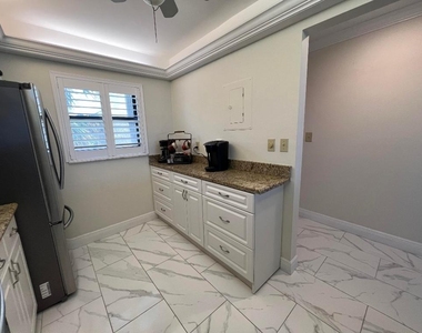 7420 S Ocean Drive - Photo Thumbnail 10