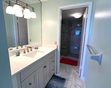 7420 S Ocean Drive - Photo Thumbnail 16