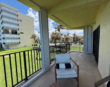 7420 S Ocean Drive - Photo Thumbnail 30