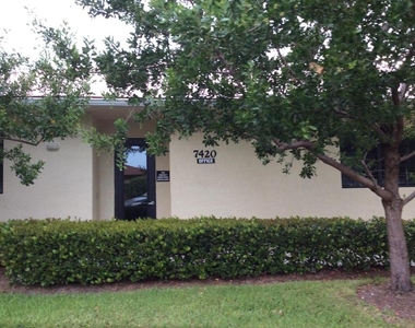 7420 S Ocean Drive - Photo Thumbnail 38