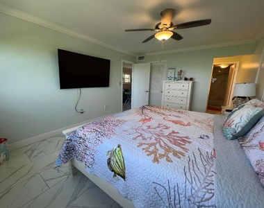 7420 S Ocean Drive - Photo Thumbnail 11