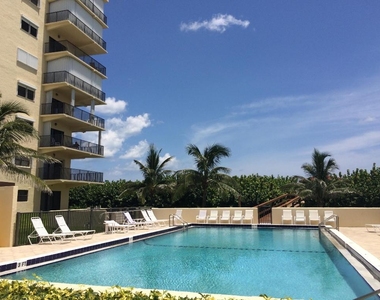 7420 S Ocean Drive - Photo Thumbnail 42