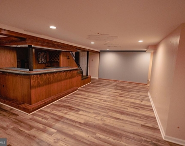 321 Villanova Road - Photo Thumbnail 26