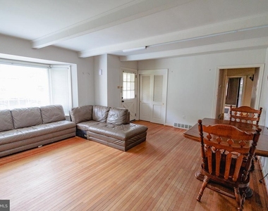 321 Villanova Road - Photo Thumbnail 6