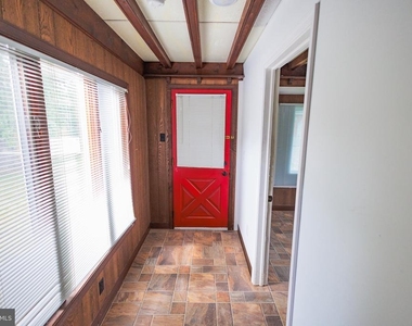 321 Villanova Road - Photo Thumbnail 13