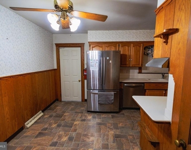 321 Villanova Road - Photo Thumbnail 7