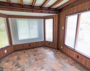 321 Villanova Road - Photo Thumbnail 11