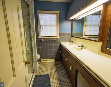 321 Villanova Road - Photo Thumbnail 22