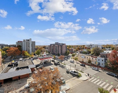 1102 Staples Street Ne - Photo Thumbnail 19