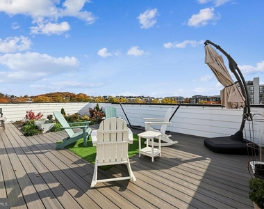 1102 Staples Street Ne - Photo Thumbnail 17