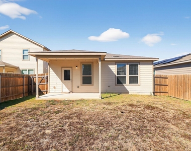 137 Miracle Dr - Photo Thumbnail 2