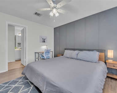 1507 Hollow Tree Blvd - Photo Thumbnail 12