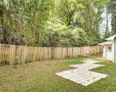 1973 Desmond Drive - Photo Thumbnail 25