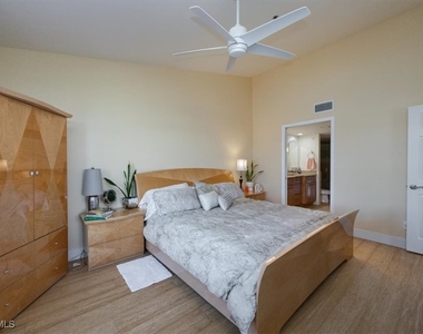 4130 Bayhead Drive - Photo Thumbnail 14