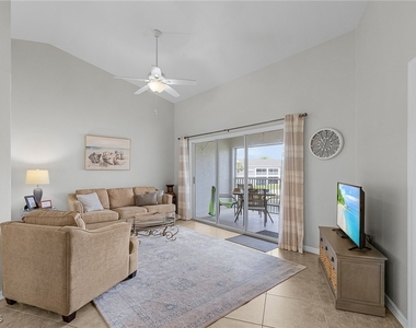 12131 Summergate Circle - Photo Thumbnail 14