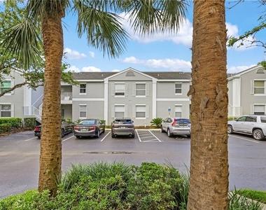 12131 Summergate Circle - Photo Thumbnail 2