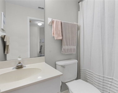 12131 Summergate Circle - Photo Thumbnail 20