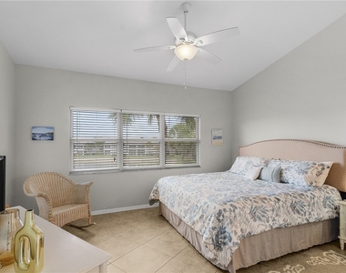 12131 Summergate Circle - Photo Thumbnail 21