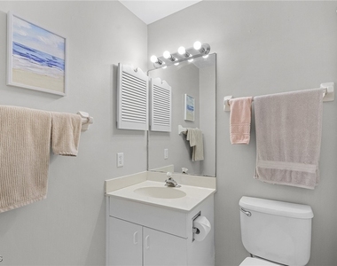 12131 Summergate Circle - Photo Thumbnail 19