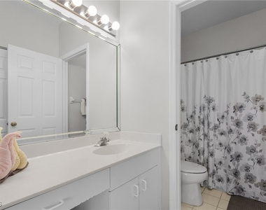 12131 Summergate Circle - Photo Thumbnail 24